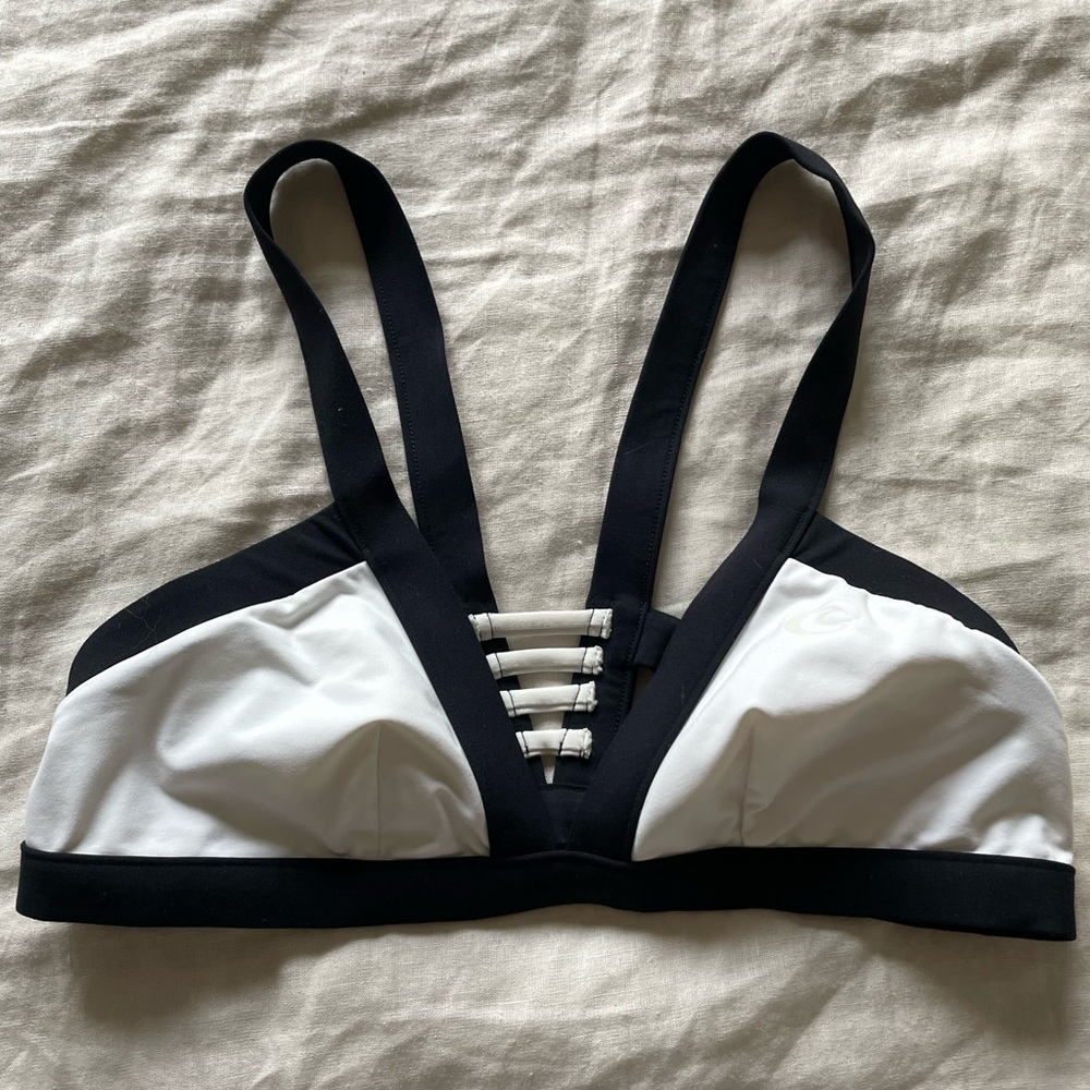 RipCurl white and black triangle bikini top